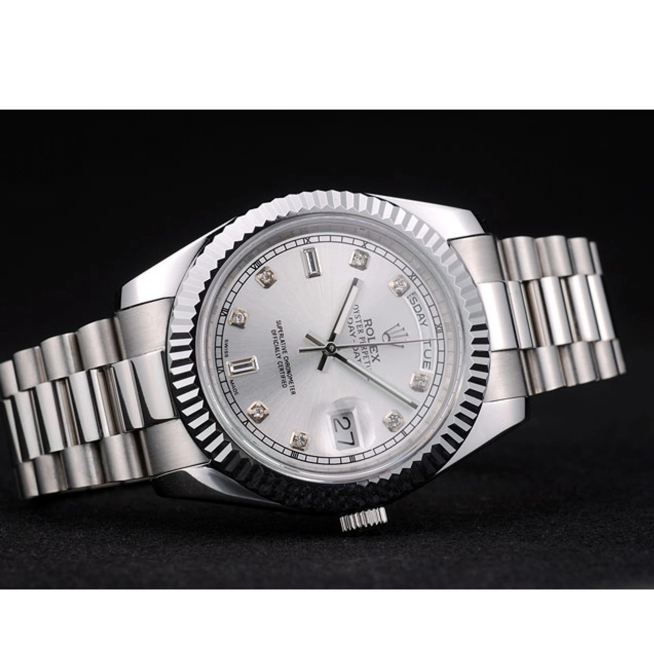 Aaa replica watch Rolex 41995 Dial Silver DayDate Ribbed Steel Bezel Stainless Swiss 0725